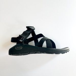 New Chaco Women’s Z1 Black Sandals Size 6